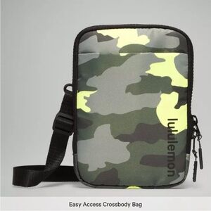 lululemon athletica Camo Crossbody Bag - Black and Green